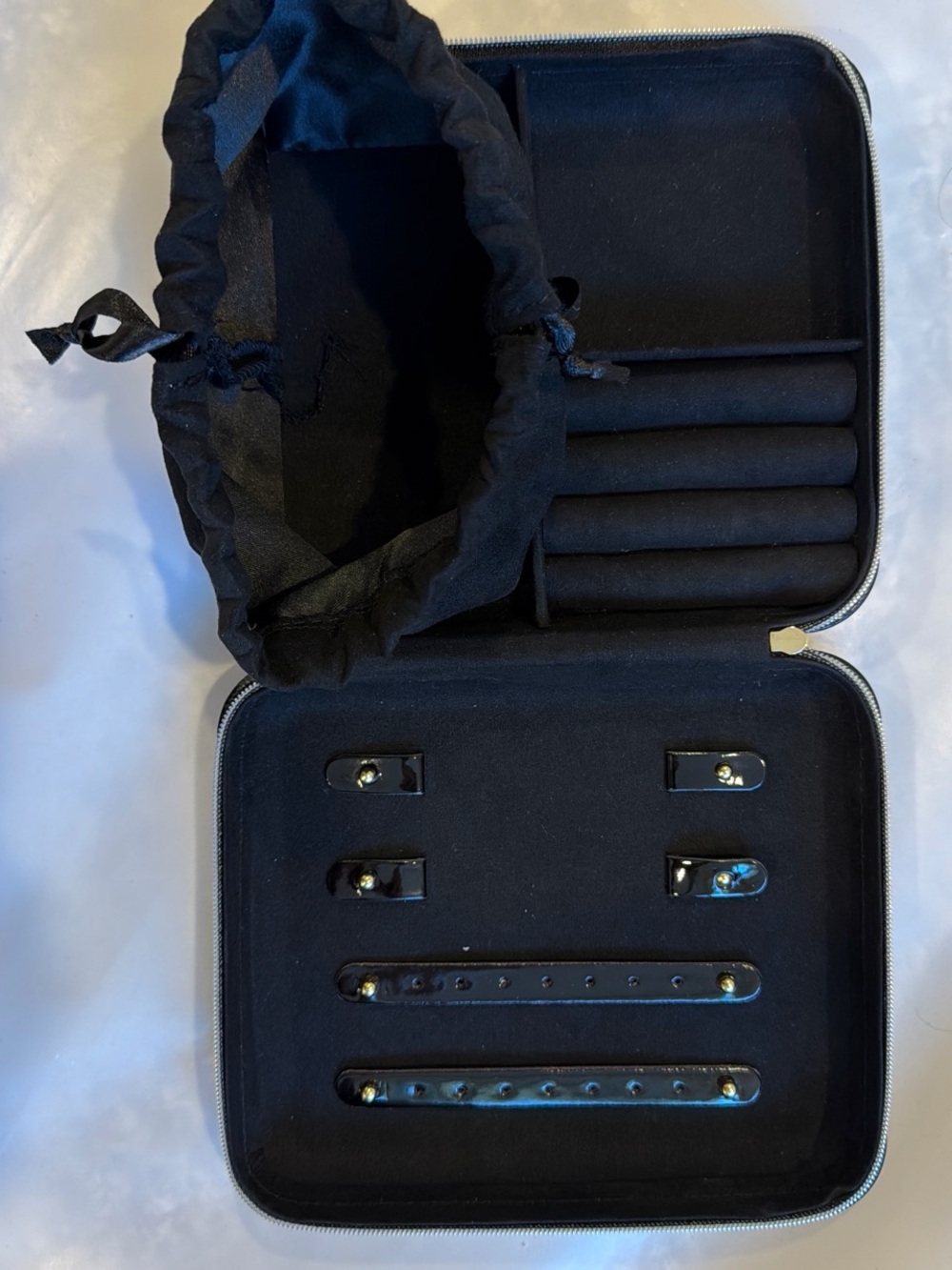 Black Hardshell Travel Jewelry Organizer